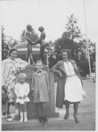 Mamma, jag, Stig och moster Carin